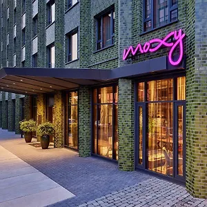 moxy-cologne-muelheim.topcolognehotels.com/